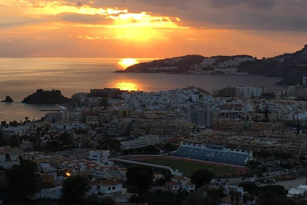 Meersicht, von Sonnenaufgang bis Sonnenuntergang in Los Pinos, Almuñecar, Andalusien Exterior foto